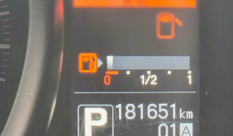 
								Nissan NV200 2018 full									