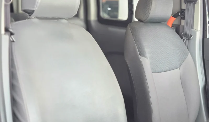 
								Nissan NV200 2018 full									