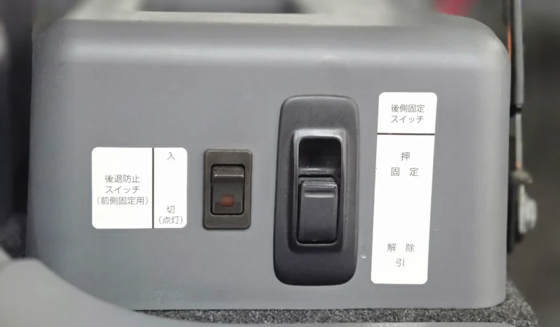 
								Nissan NV200 2018 full									