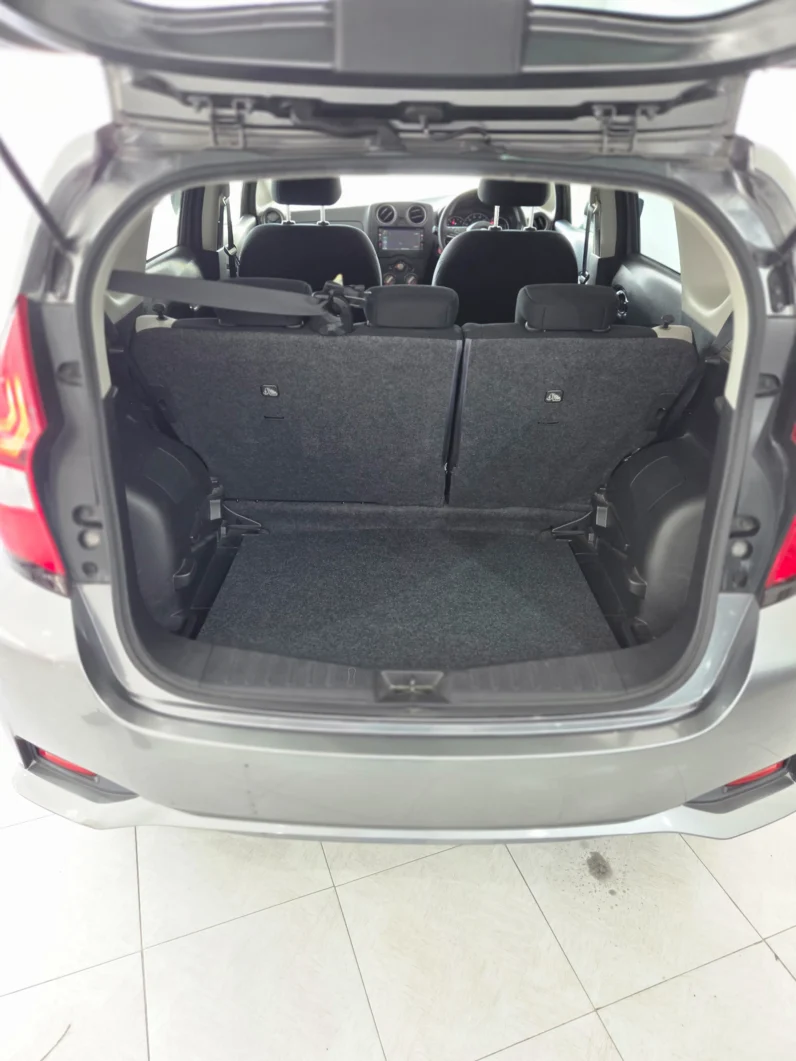 
								Nissan Note 2018 full									