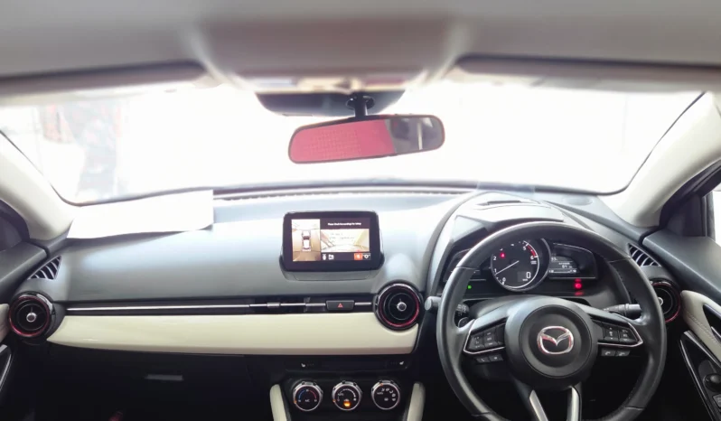 
								Mazda Demio 2018 XD Touring Nobel Crimson Package full									