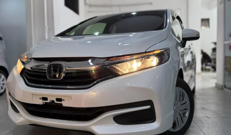 Honda Fit Shuttle Hybrid 2018 In Kenya 143k KM Mileage White Color