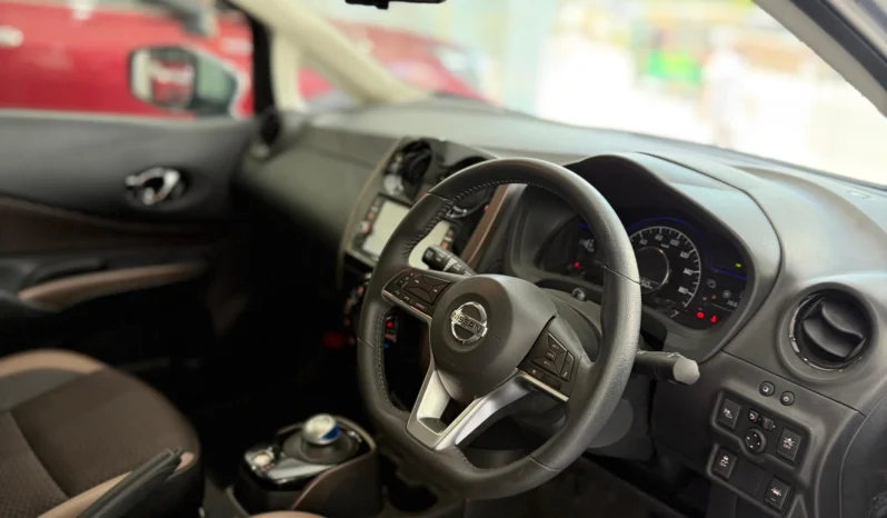 
								Nissan Note E-Power Medalist 2018 full									