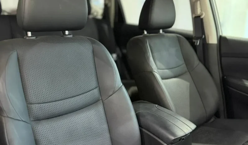 
								Nissan X-Trail Hybrid 2018 4WD full									