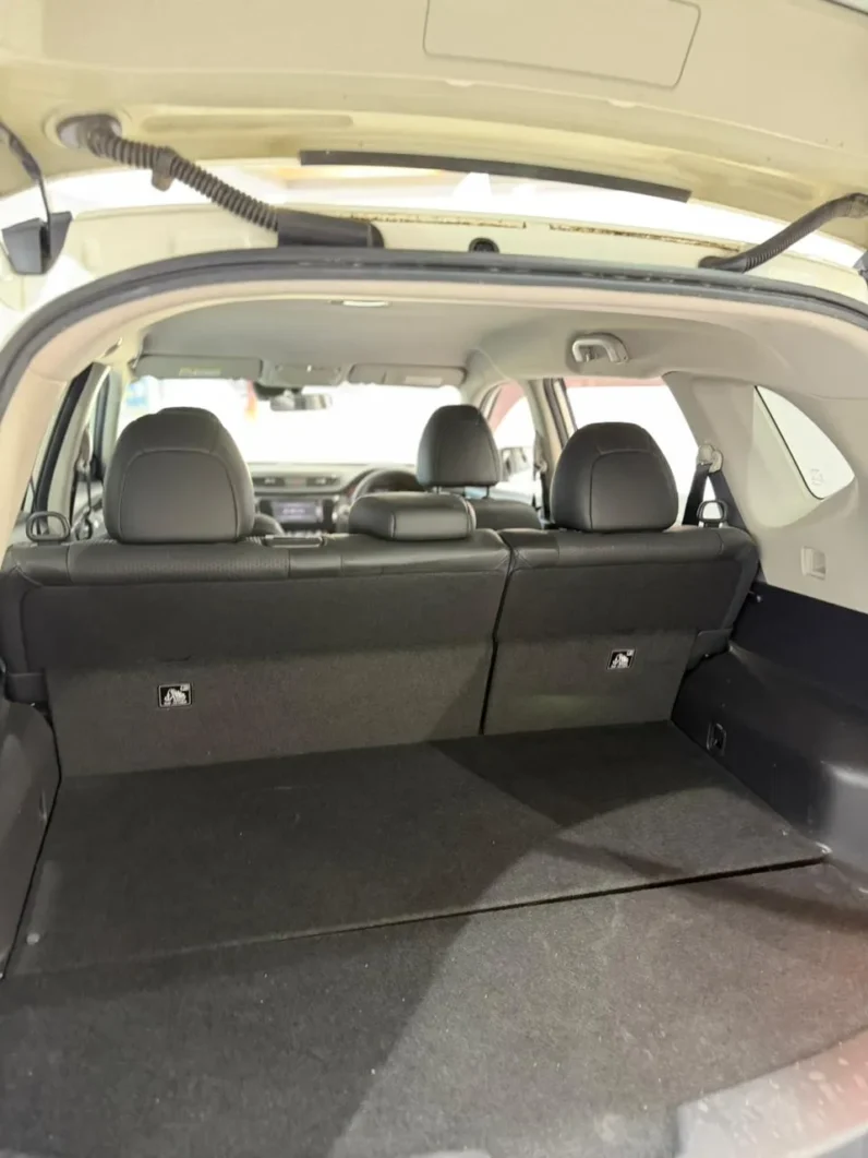 
								Nissan X-Trail Hybrid 2018 4WD full									