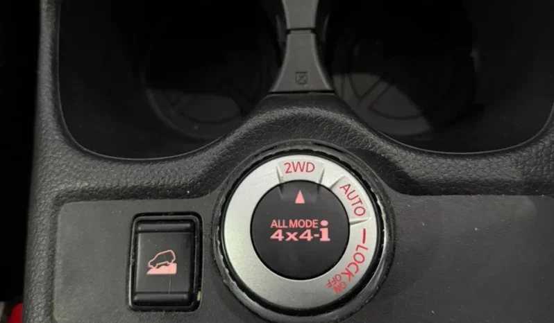 
								Nissan X-Trail Hybrid 2018 4WD full									