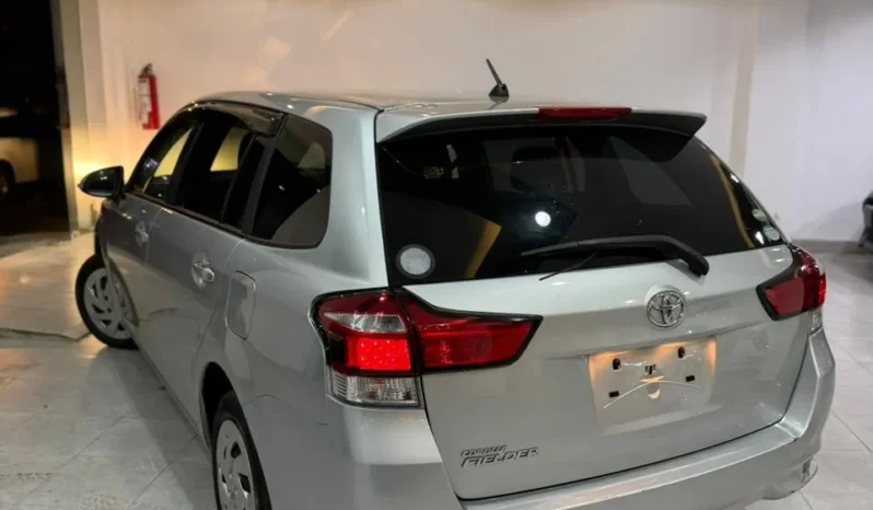 
								Toyota Corolla Fielder 2018 Non-Hybrid 2WD full									