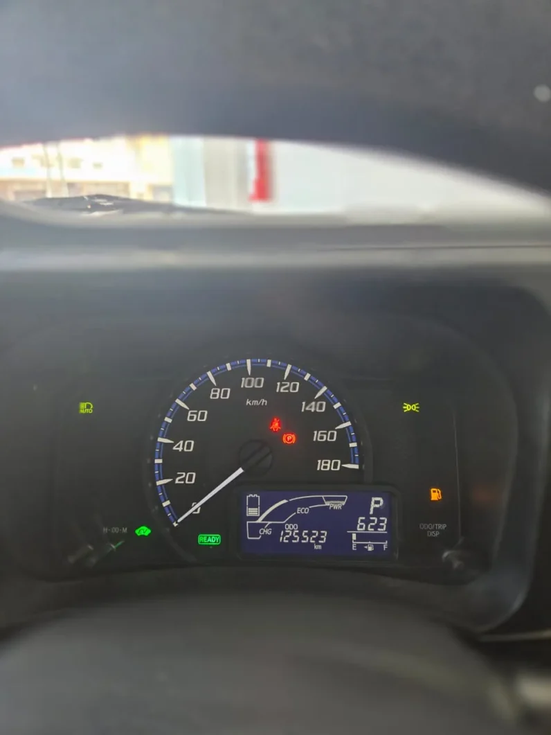 
								Toyota Probox Hybrid 2020 GL full									