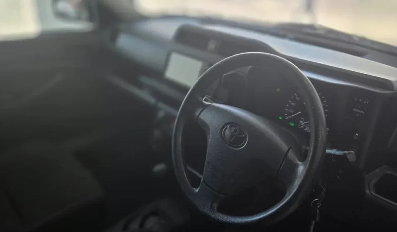 
								Toyota Probox Hybrid 2020 GL full									