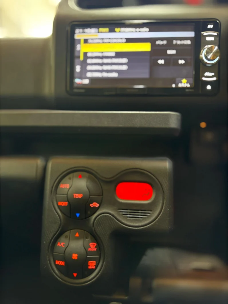 
								Toyota Succeed Hybrid 2019 full									