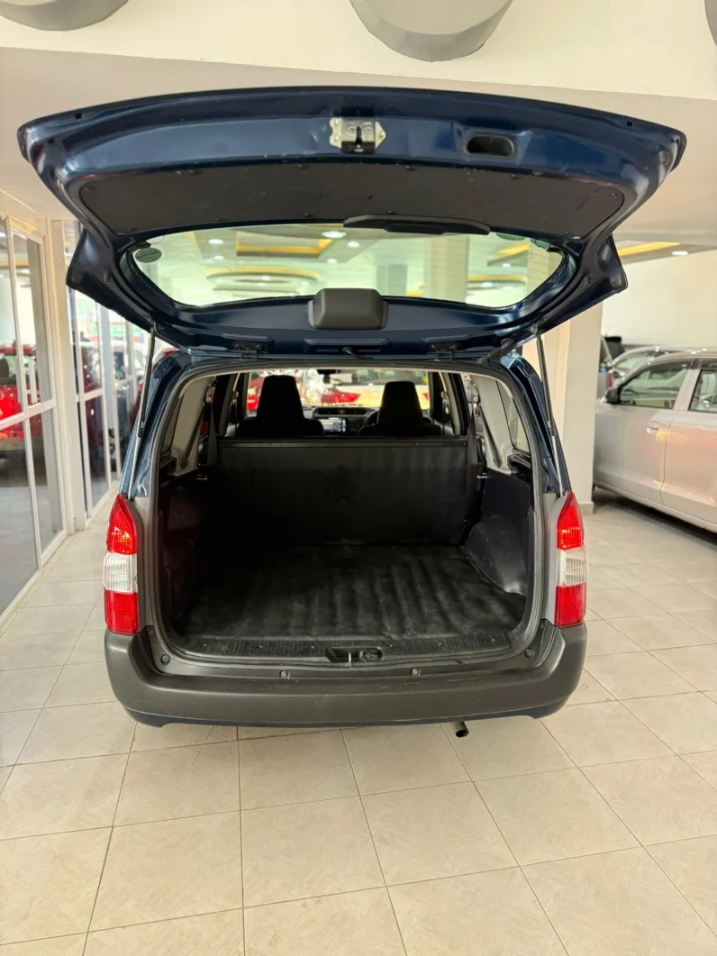 
								Toyota Succeed Hybrid 2019 full									