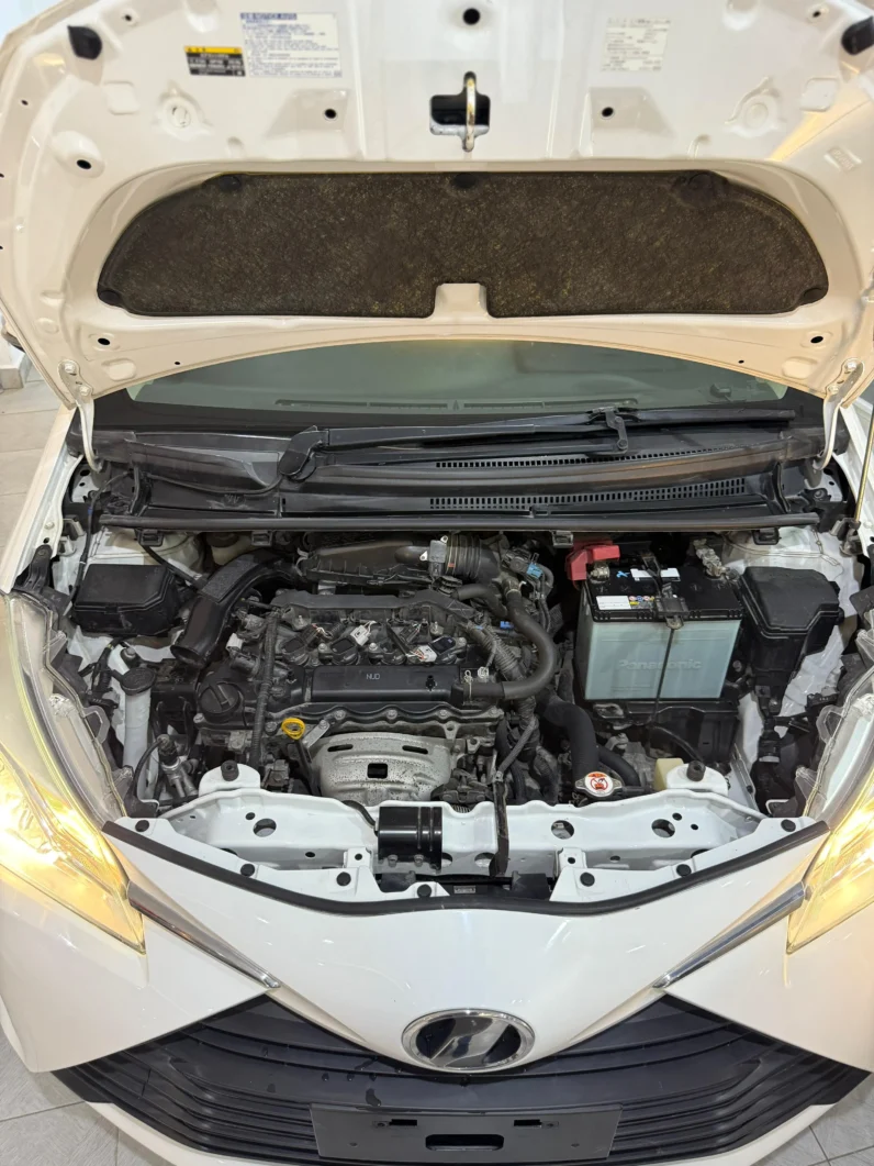 
								Toyota Vitz 2018 1300cc full									