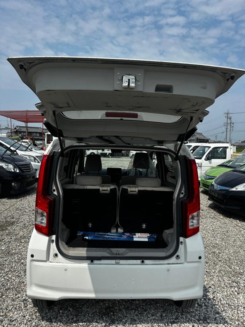 
								Daihatsu Move 2020 full									