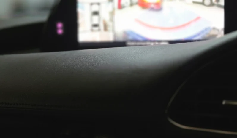 
								Mazda Mazda3 2019 Petrol full									