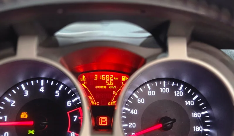 
								Nissan Juke 2018 15RX V SEL full									