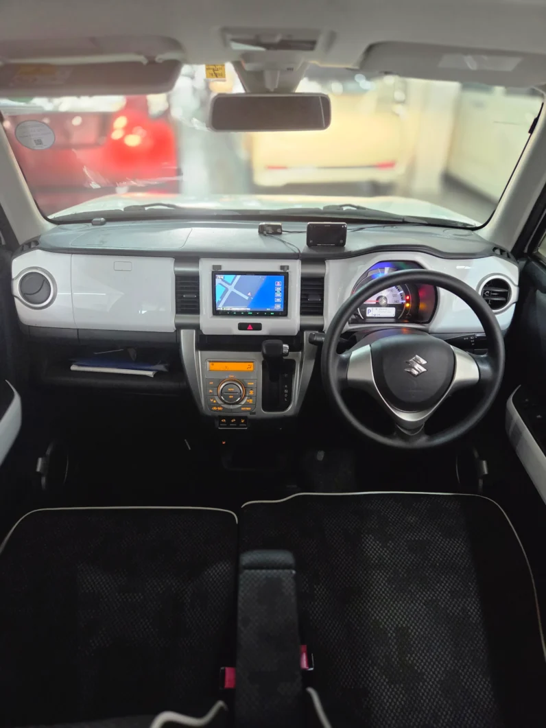 
								Suzuki Hustler 2018 S-Ene Charge Turbo full									