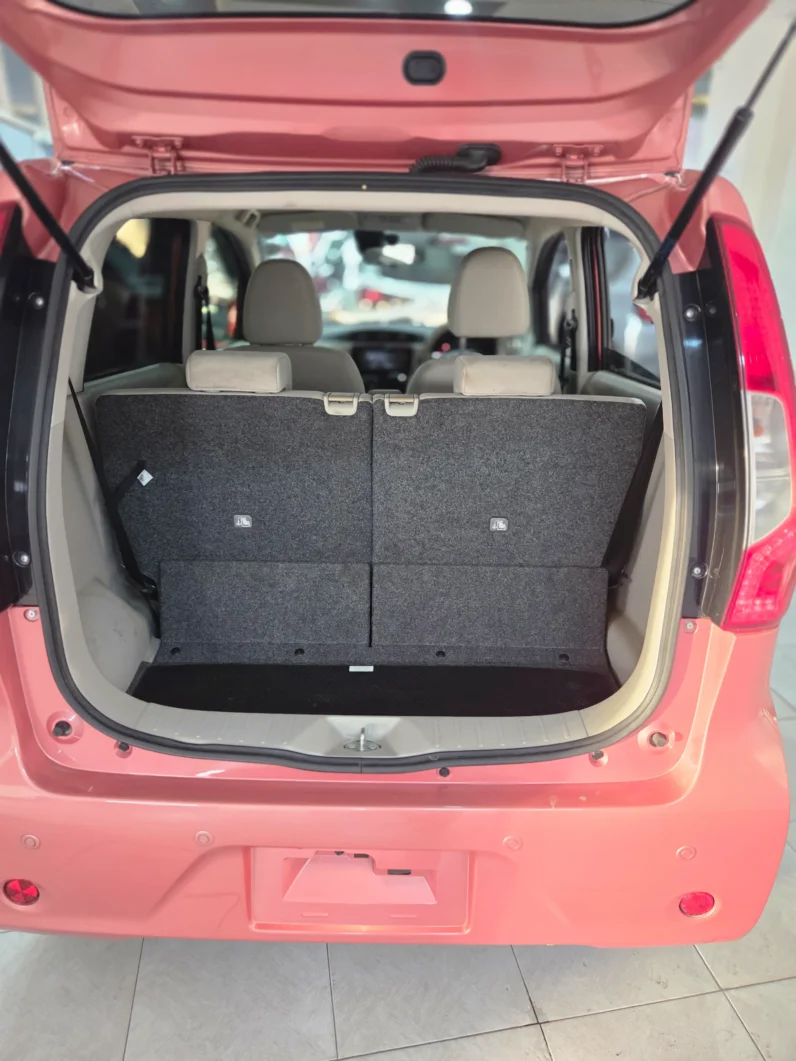 
								Mitsubishi EK Wagon 2018 full									