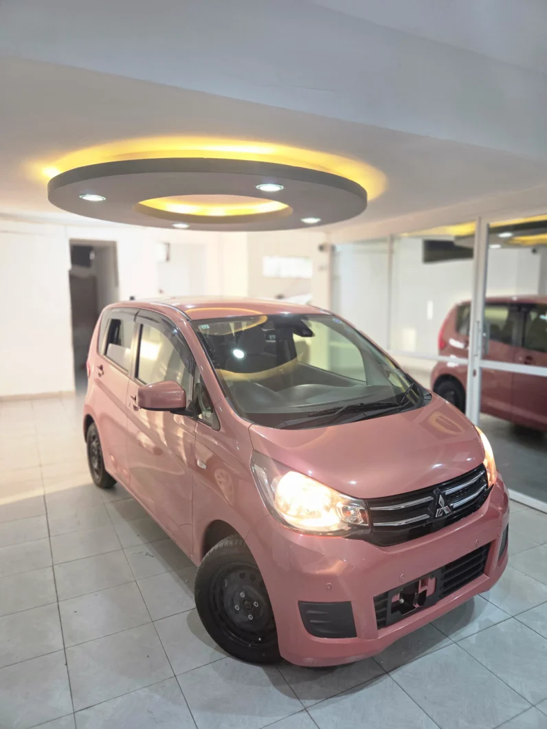 
								Mitsubishi EK Wagon 2018 full									