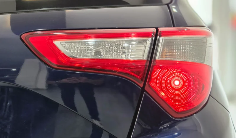 
								Toyota Vitz Hybrid 2018 full									