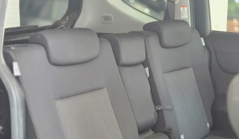 
								Toyota Sienta Hybrid 2018 full									