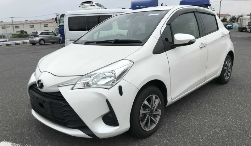 
								Toyota Vitz 2018 1000cc full									