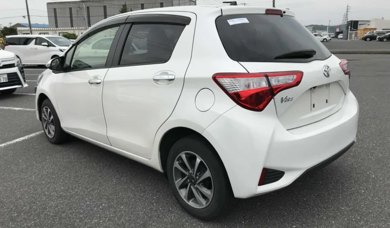
								Toyota Vitz 2018 1000cc full									