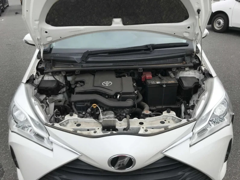 
								Toyota Vitz 2018 1000cc full									