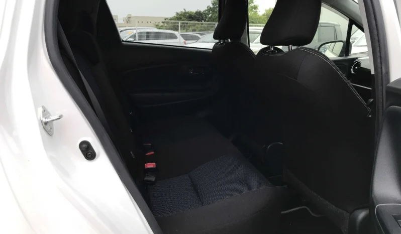 
								Toyota Vitz 2018 1000cc full									