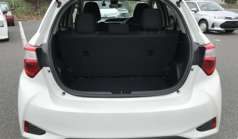 
								Toyota Vitz 2018 1000cc full									