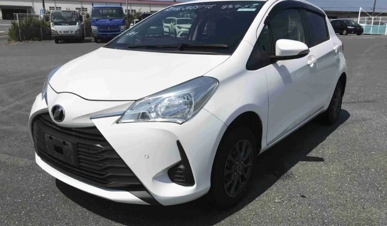 
								Toyota Vitz 2018 1300cc full									