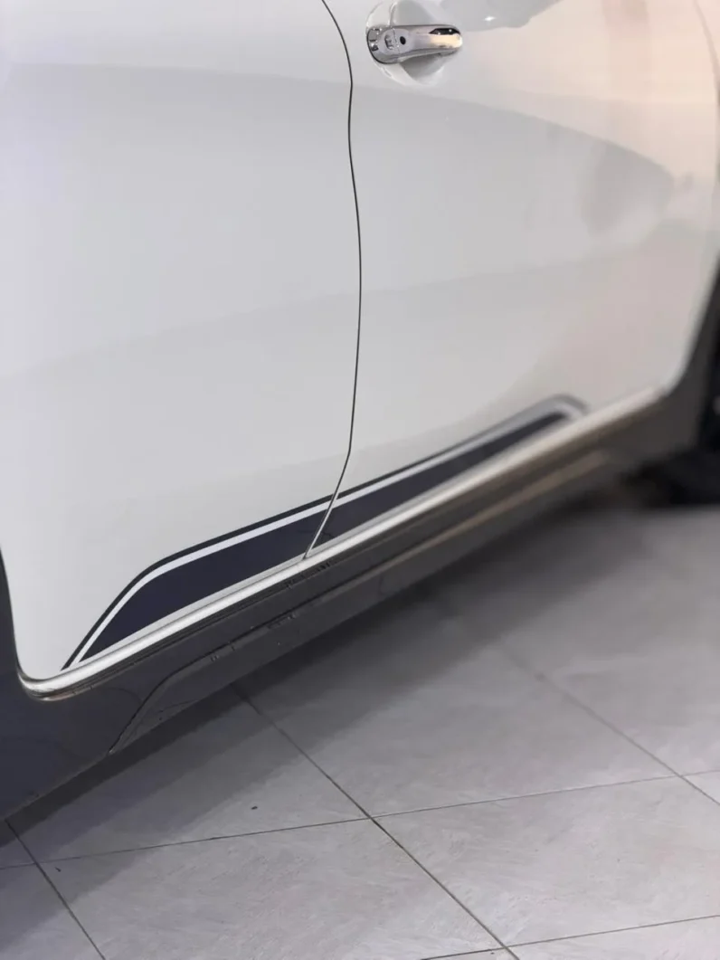 
								Nissan Note E-Power 2018 Cross Gear full									