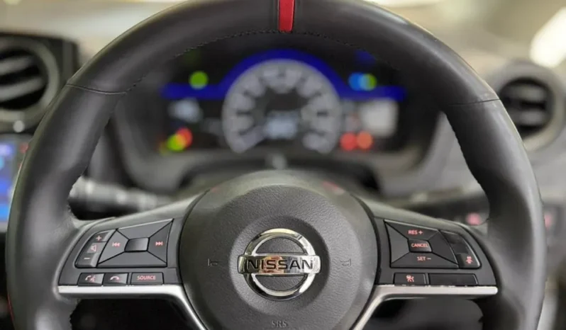 
								Nissan Note E-Power 2018 Cross Gear full									