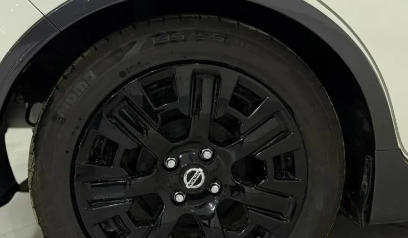 
								Nissan Note E-Power 2018 Cross Gear full									