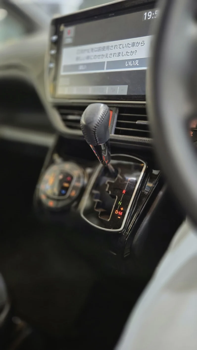 
								Toyota Noah Si 2019 full									