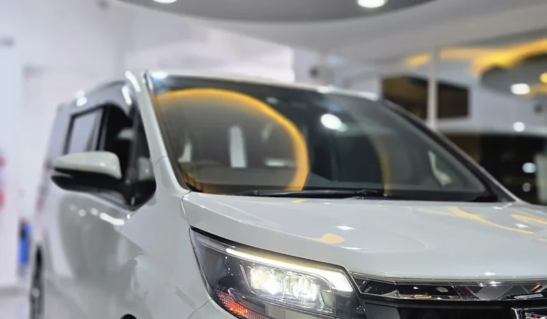 
								Toyota Noah Si 2019 full									