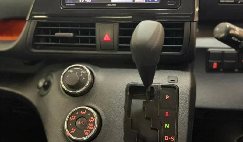 
								Toyota Sienta 2018 Non-Hybrid full									