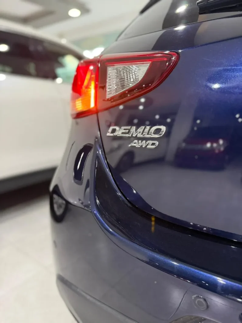 
								Mazda Demio AWD 2018 XD Diesel full									