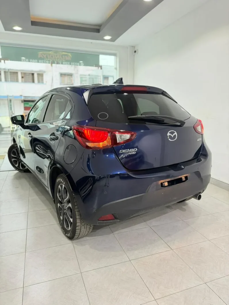 
								Mazda Demio AWD 2018 XD Diesel full									