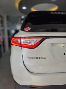 Toyota Harrier Hybrid 2018 4WD Premium Grade