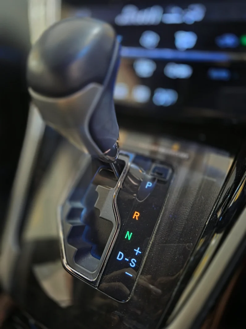 
								Toyota Harrier Hybrid 2018 4WD Premium Grade full									