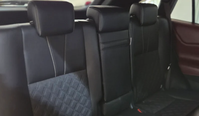 
								Toyota Harrier Hybrid 2018 4WD Premium Grade full									