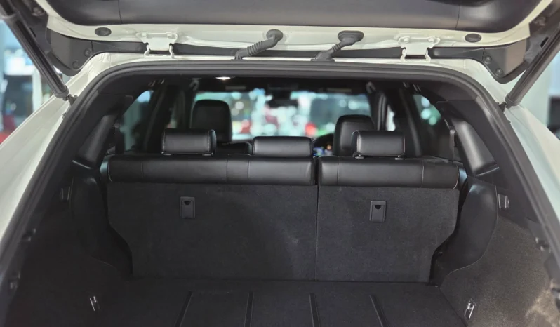 
								Toyota Harrier Hybrid 2018 4WD Premium Grade full									