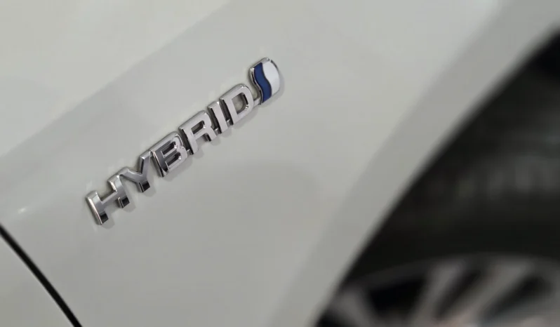 
								Toyota Harrier Hybrid 2018 4WD Premium Grade full									