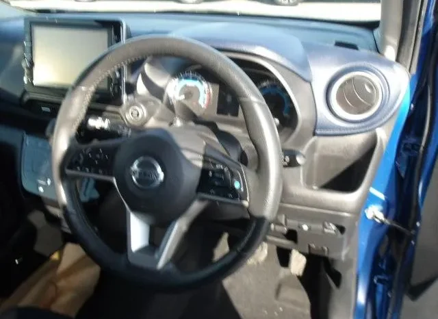 
								Nissan Dayz Highway Star 2019 S-Hybrid ProPILOT Edition full									