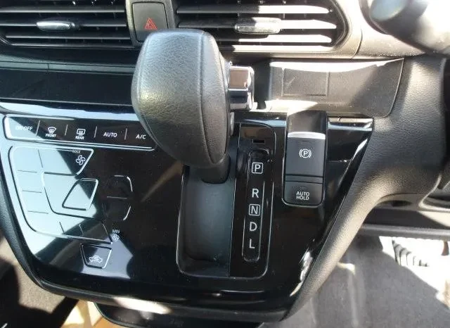 
								Nissan Dayz Highway Star 2019 S-Hybrid ProPILOT Edition full									