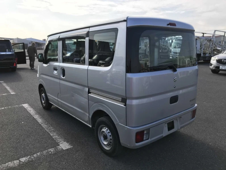 
								Suzuki Every 2019 Automatic full									
