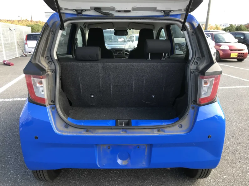 
								Daihatsu Mira e:S 2020 full									