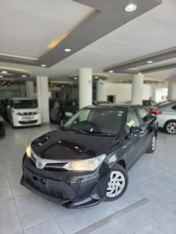 Toyota Corolla Axio Hybrid 2019