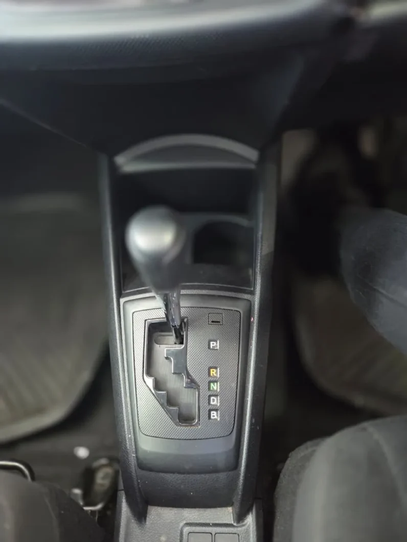 
								Toyota Corolla Axio Hybrid 2019 full									