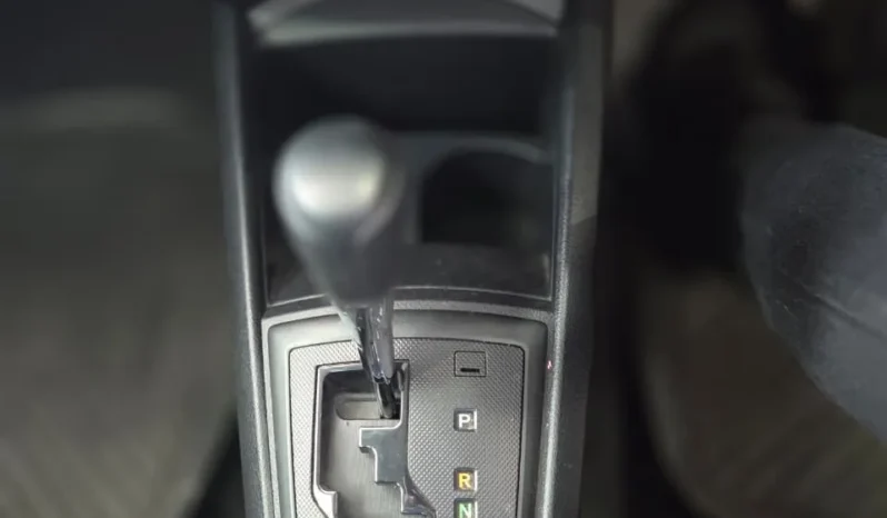 
								Toyota Corolla Axio Hybrid 2019 full									